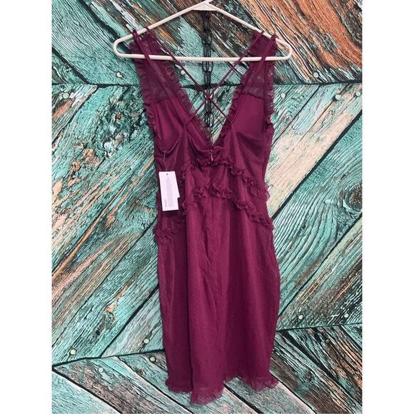 NWT Guess Raspberry Plum Lacy Dress Size Small 💕🌸 - Picture 13 of 16